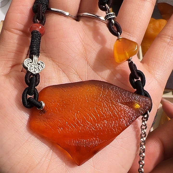 蜜蜡裸石未镶嵌我