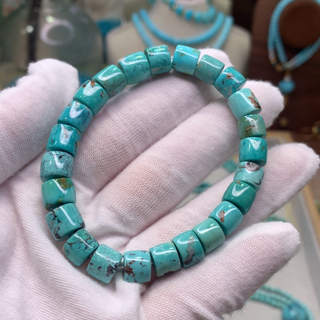 绿松石配饰未镶嵌