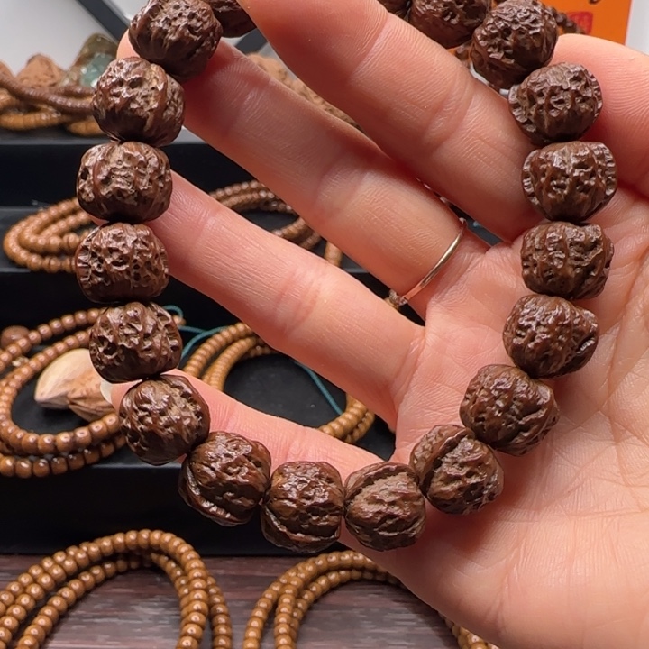 紫金鼠手串13*12实心雕刻哈码头手串