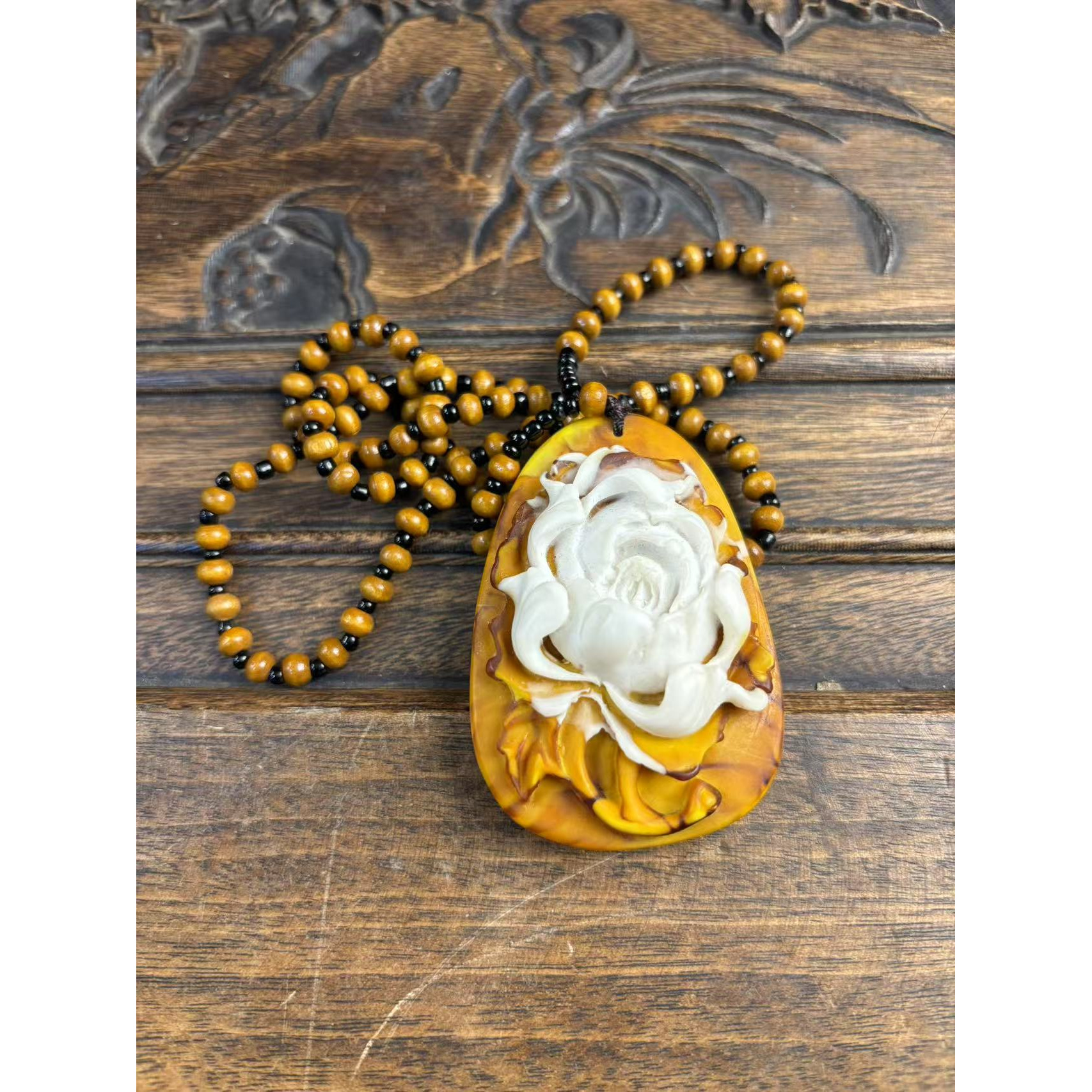 龙香雕花滴血莲花菩提