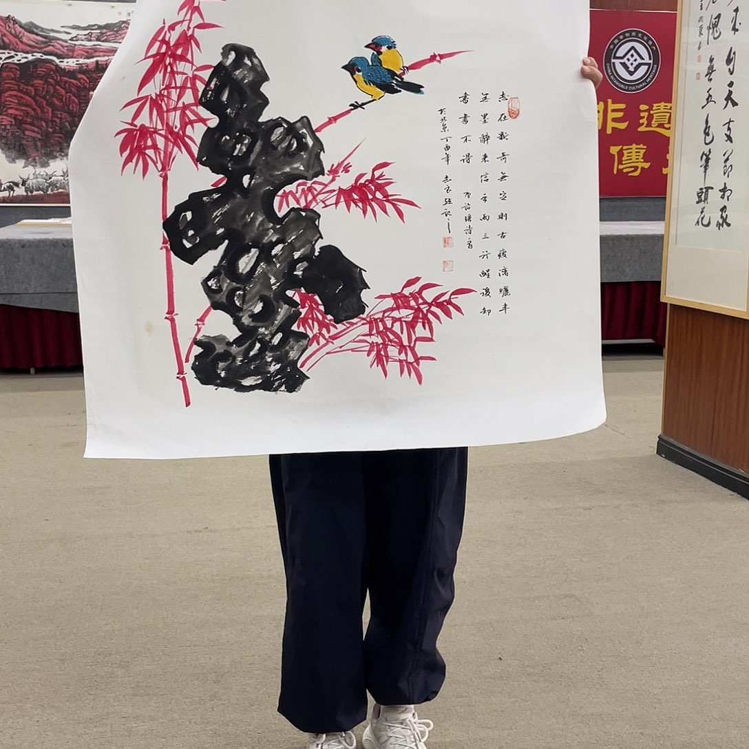 国画可口可乐完一天了。可口可乐