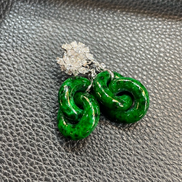 18 K金镶嵌缅甸翡翠绿色环环相扣耳包尺寸16.2、5.2、24