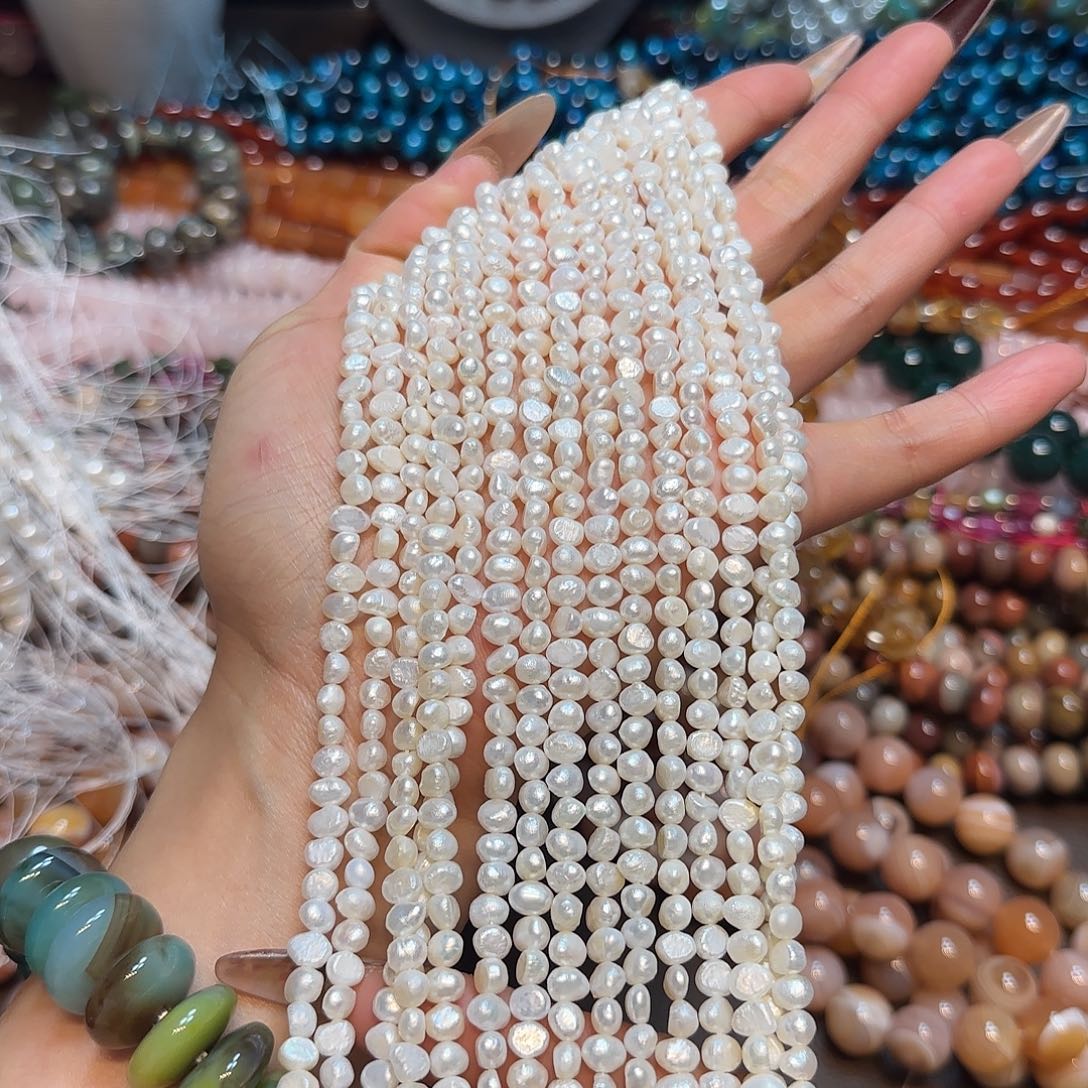 玛瑙/玉髓未镶嵌珠宝半成品天然淡水珍珠巴拉克小随行4-5mm