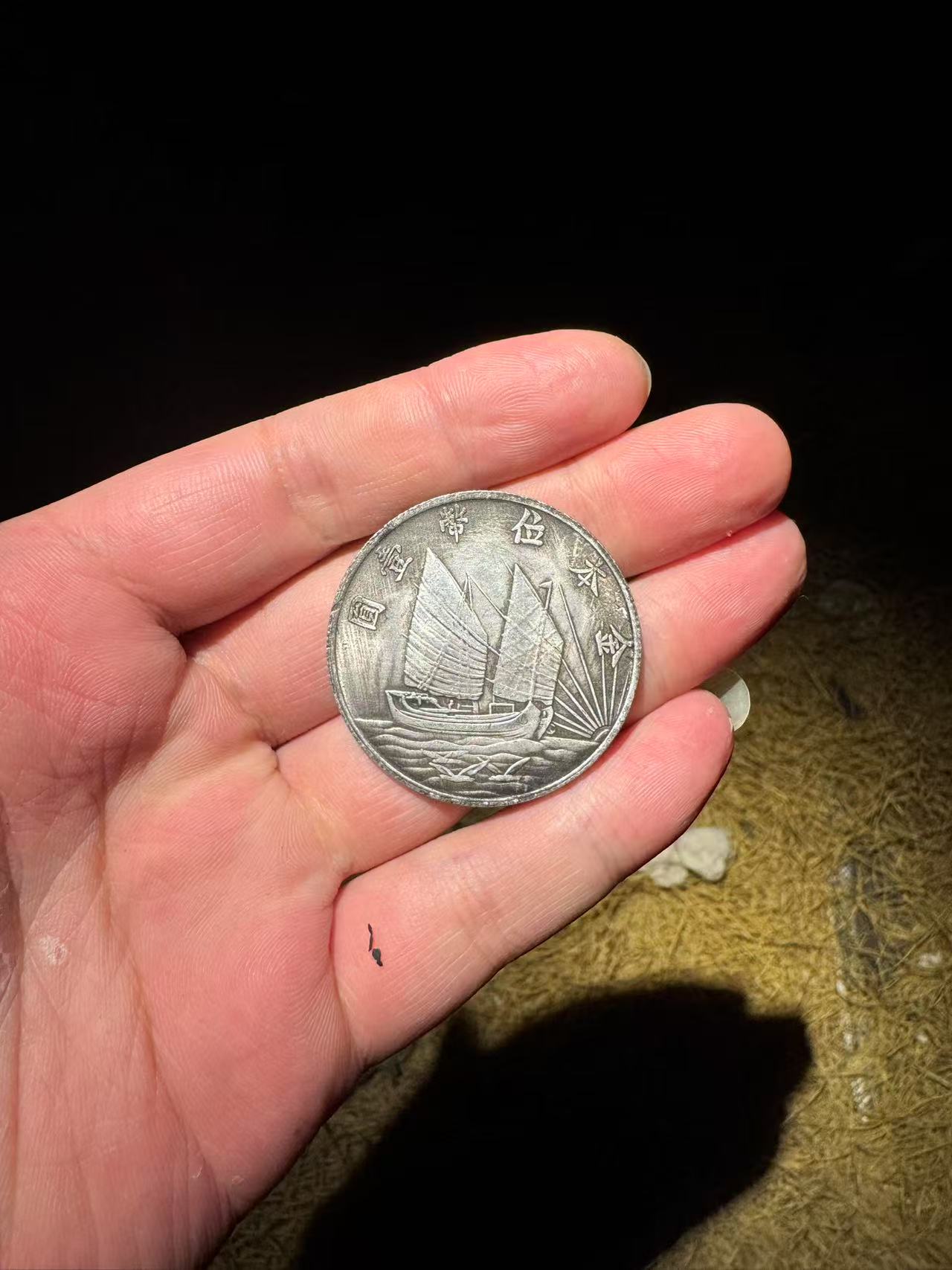 1个家居摆件   84下山鸟精美摆件  精美摆件  现代复古摆件