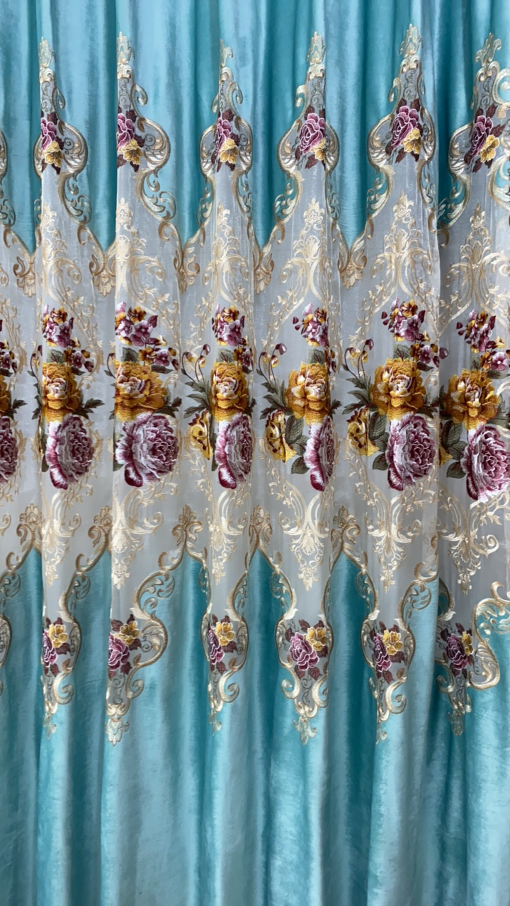 绿色大镂空布帘 牡丹花刺绣布帘 7.7 米