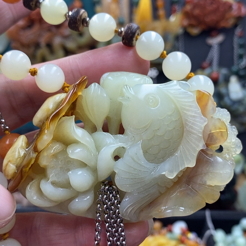 【闪购商品】蛇纹石玉未镶嵌吊坠