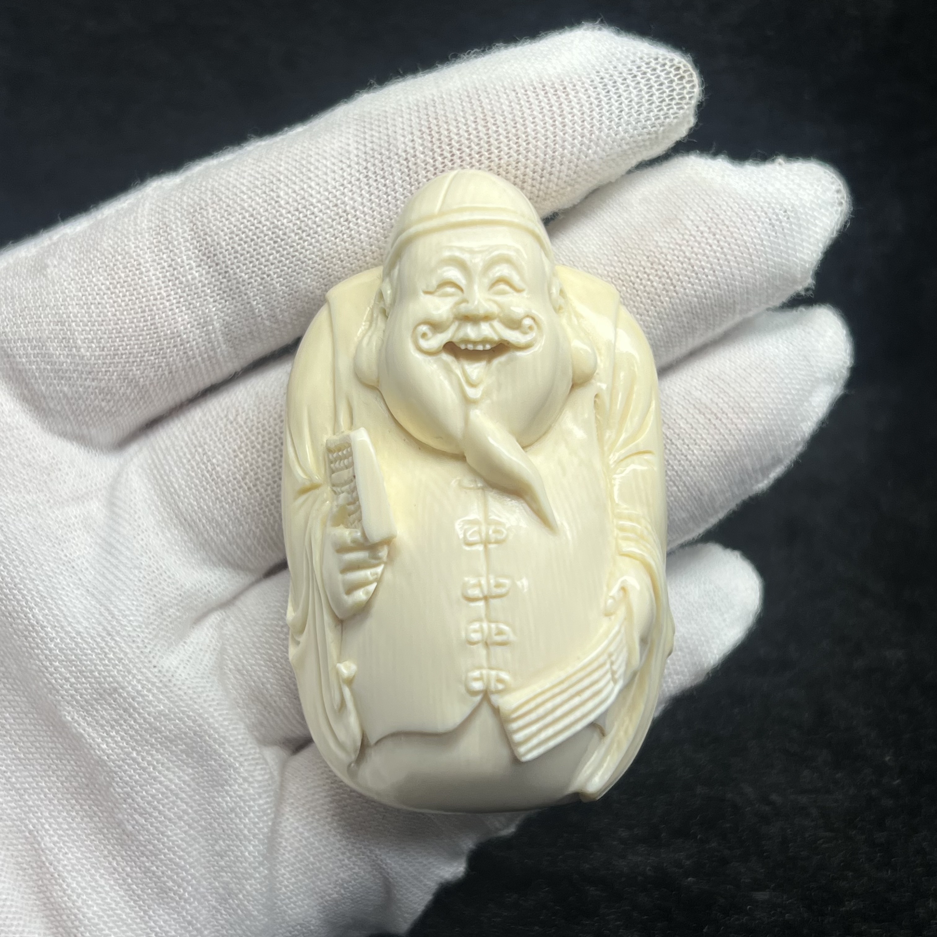 A0056地主猛犸牙工艺品