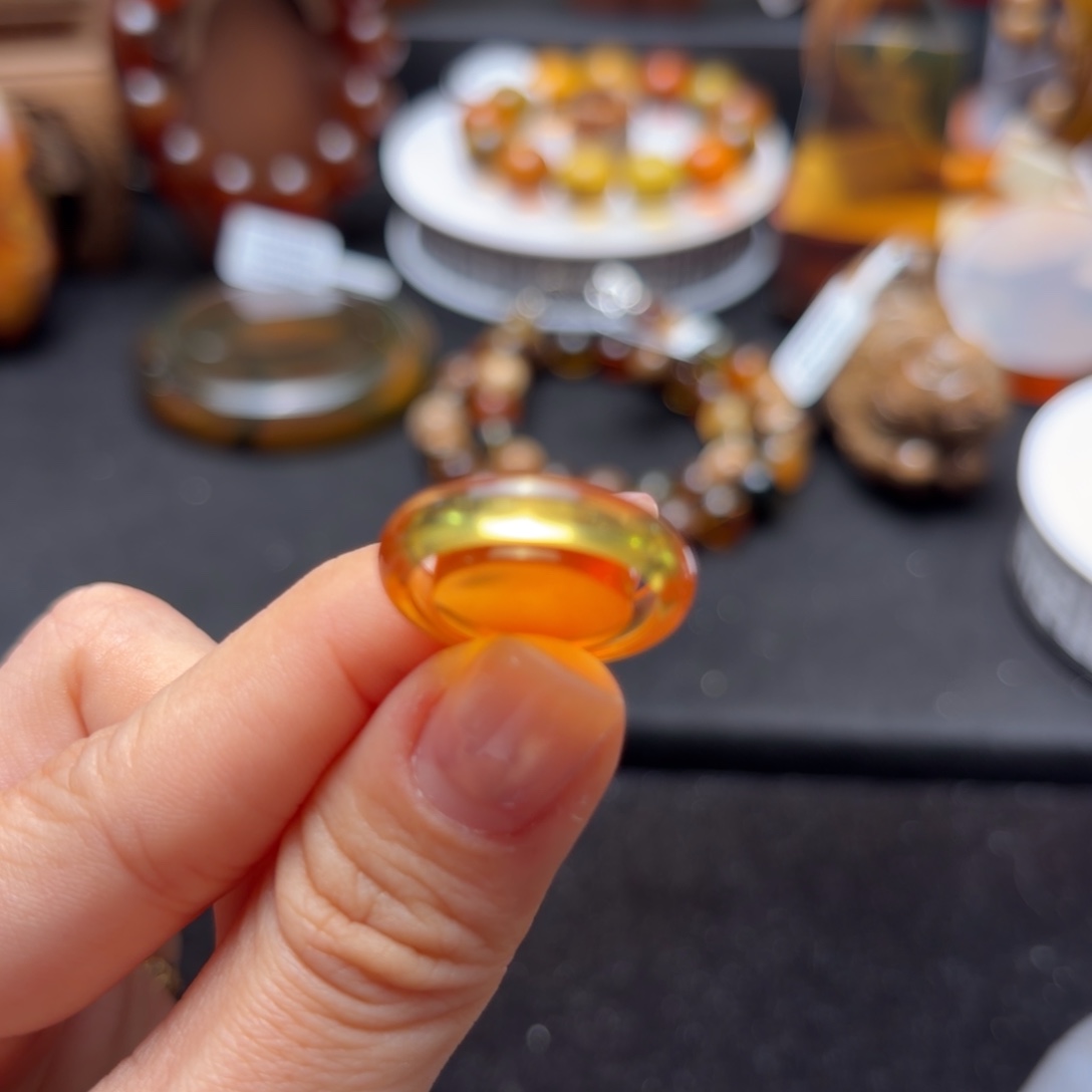 s***己琥珀未镶嵌珠宝奇石