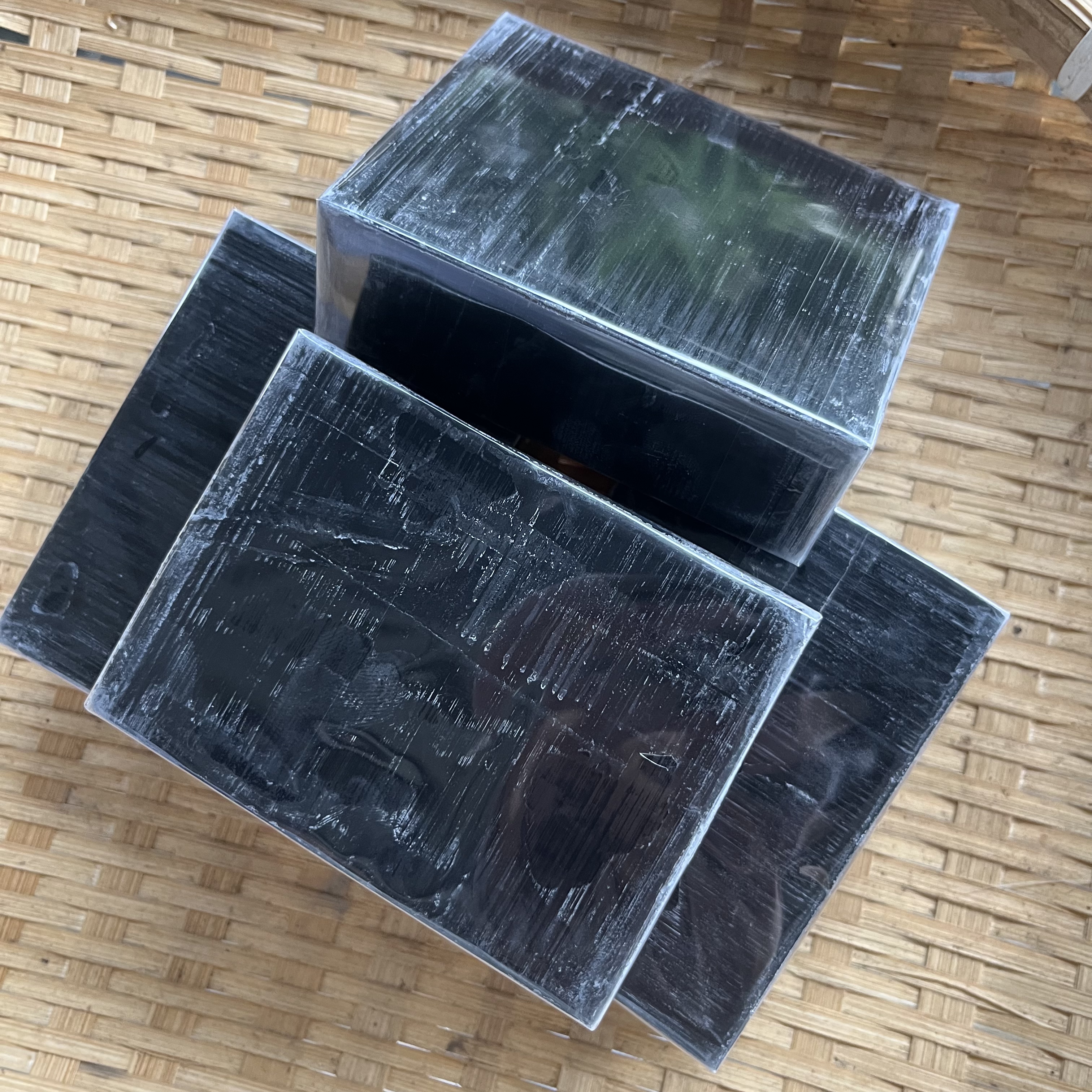 草本何首乌皂  边境收山货