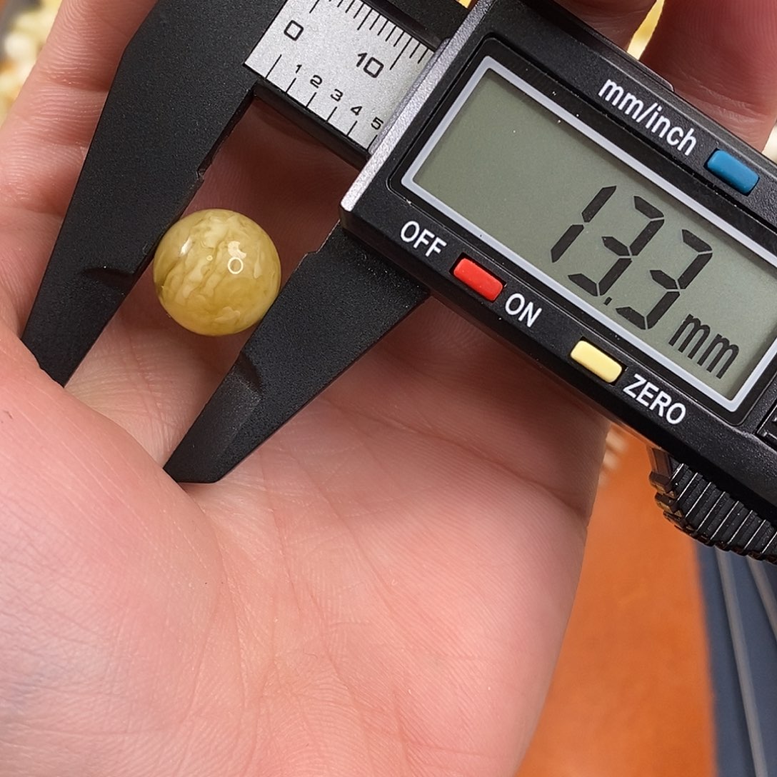 琥珀裸石未镶嵌微瑕