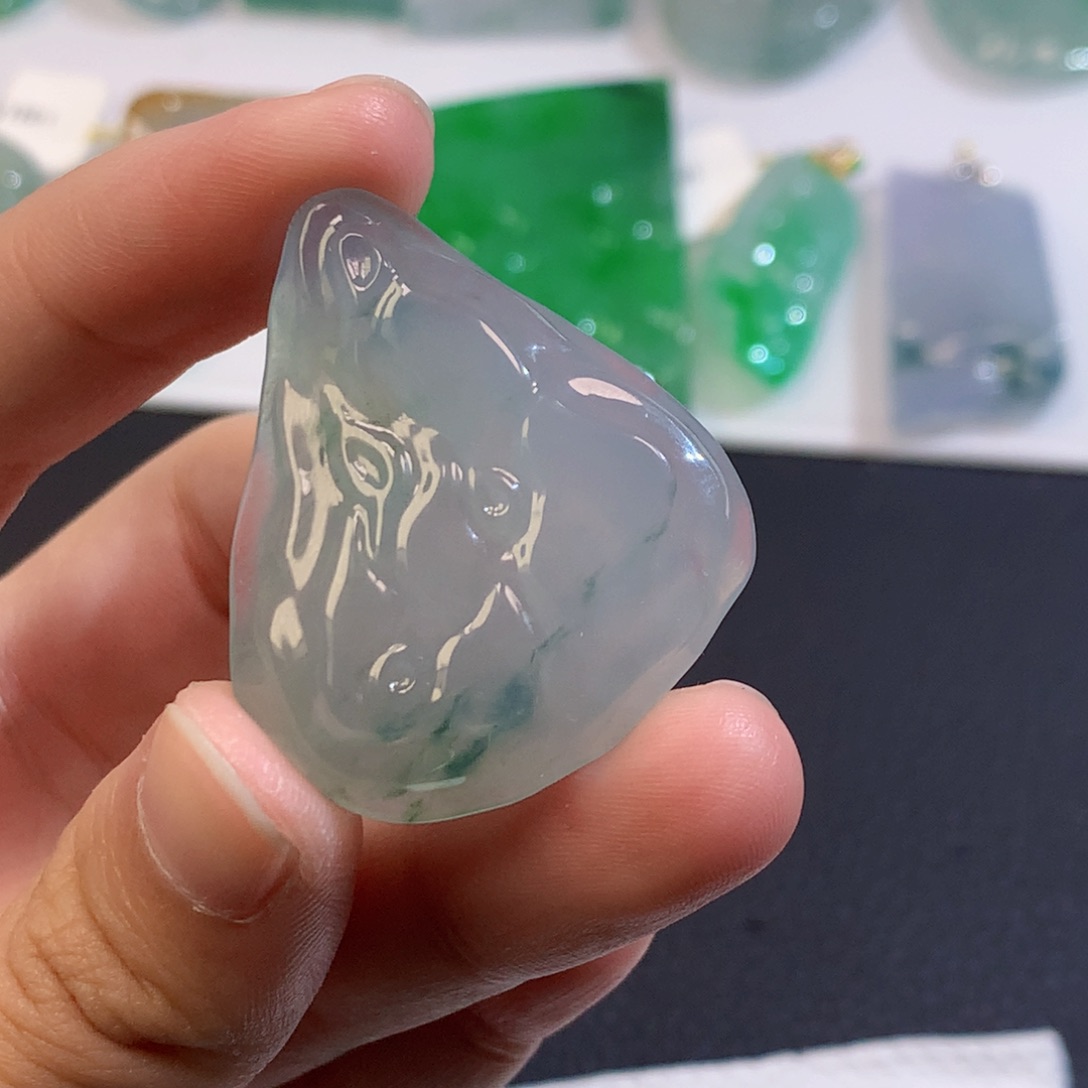 翡翠未镶嵌吊坠(不含链)