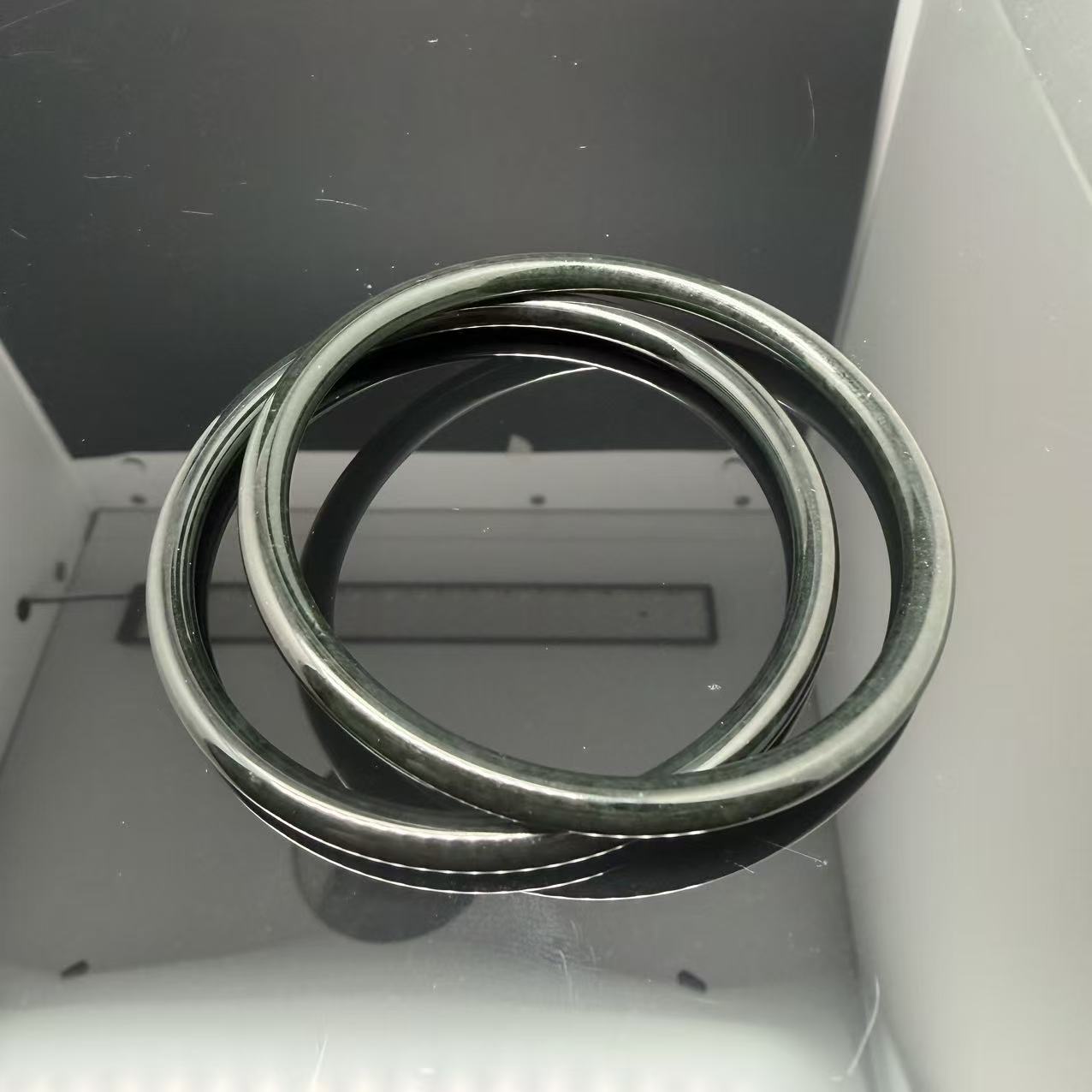 C0102GMD010（多样性发其一）和田玉黑青叮当镯