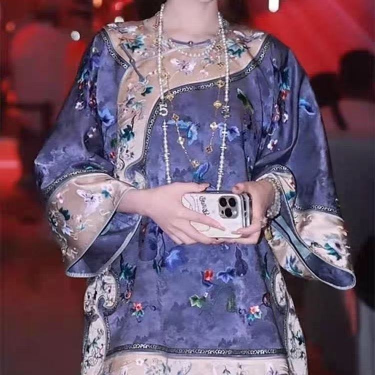 【九紫离火】新中式圆领碎花常规款中袖斜襟上衣宽松重工刺绣中式