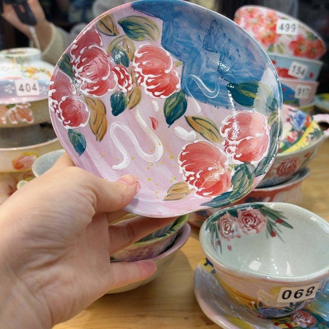 瓷片兔兔嗨起来啦哈