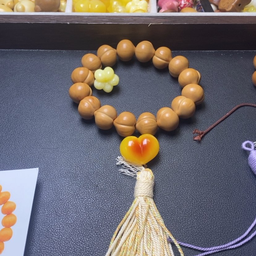 【闪购商品】吊坠猴头核桃小****