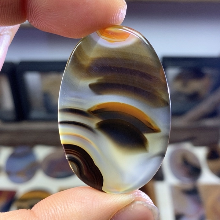 玛瑙/玉髓颈饰未镶嵌