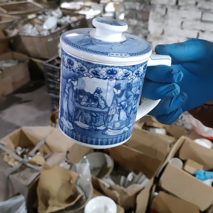 摆件陶瓷盘子碗啥都有