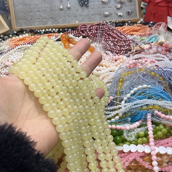 玛瑙/玉髓珠宝半成品未镶嵌一条8mm黄口和田玉