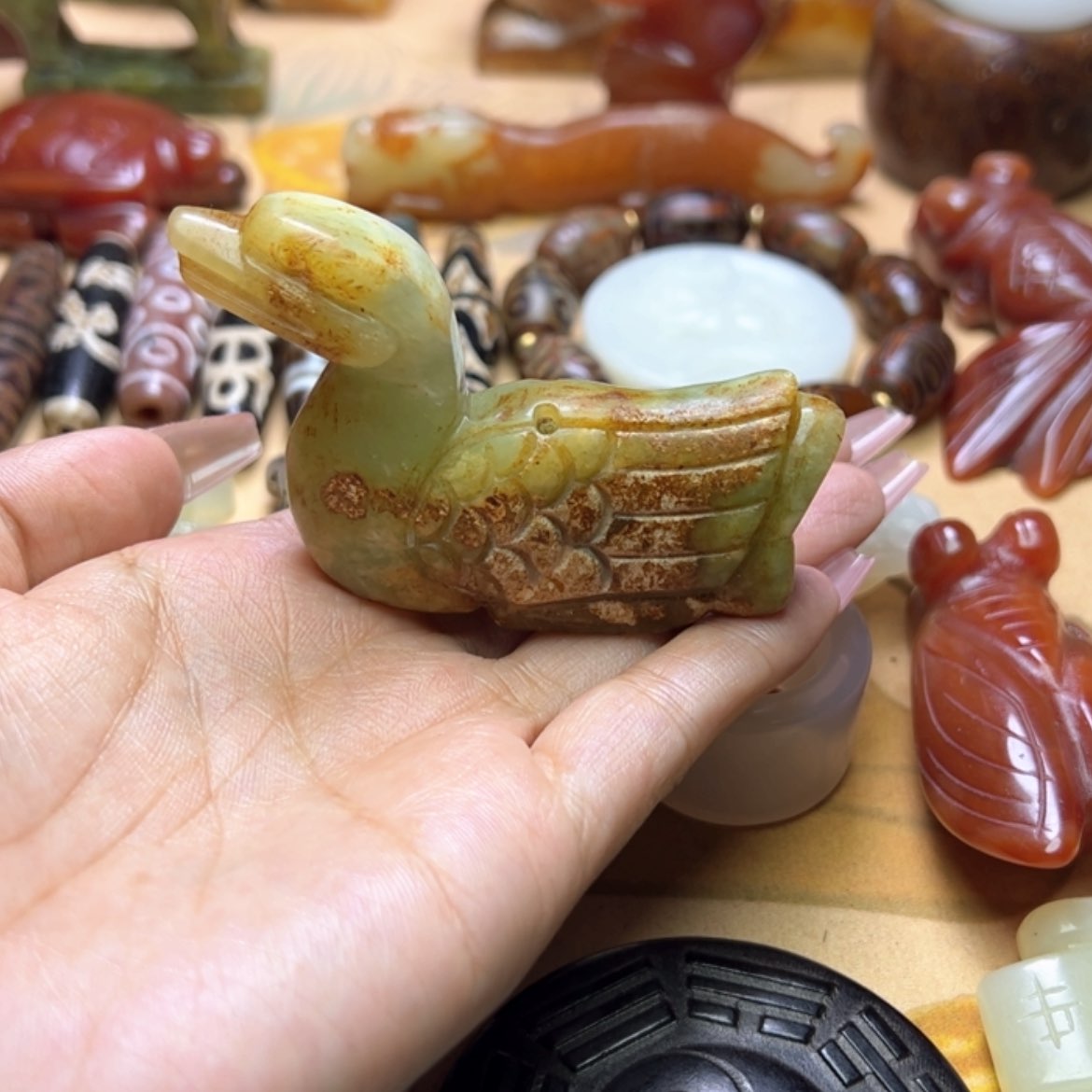 【闪购商品】蛇纹石玉颈饰未镶嵌