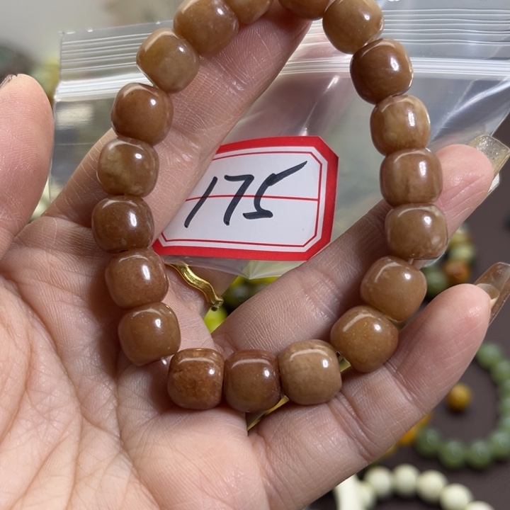蛇纹石玉未镶嵌手链