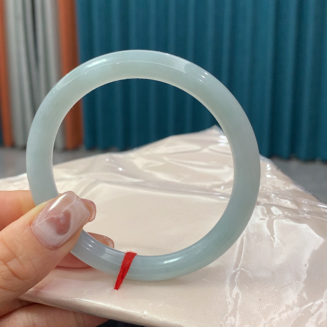 未镶嵌手镯翡翠完美者慎拍 圈口58.7