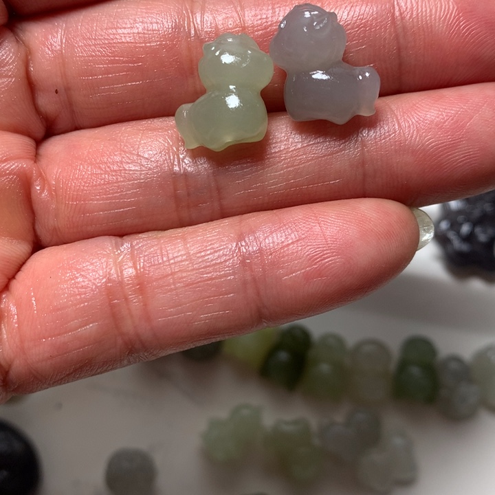 沫***阳和田玉（糖玉）未镶嵌颈饰