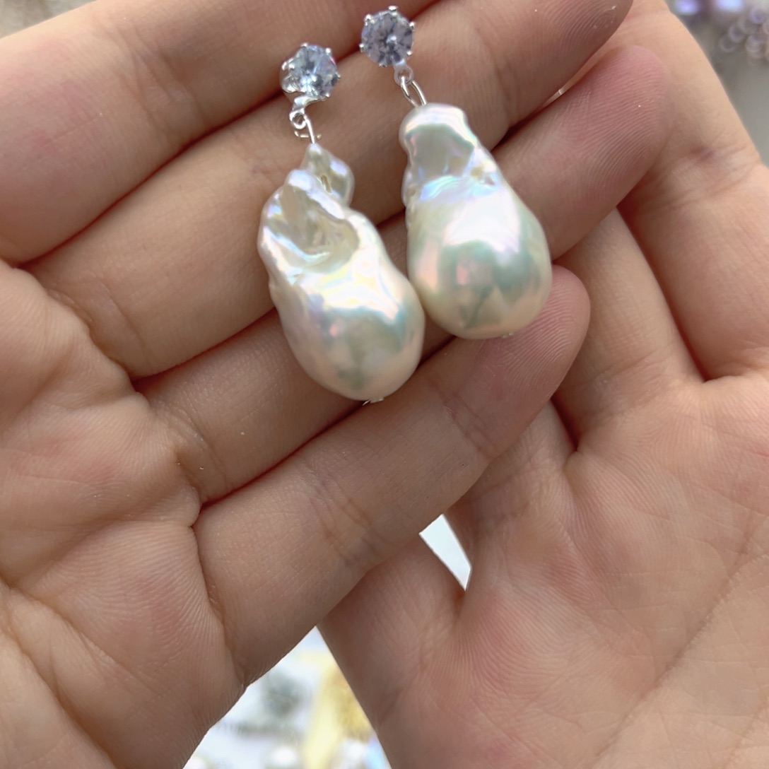 颈饰未镶嵌淡水珍珠