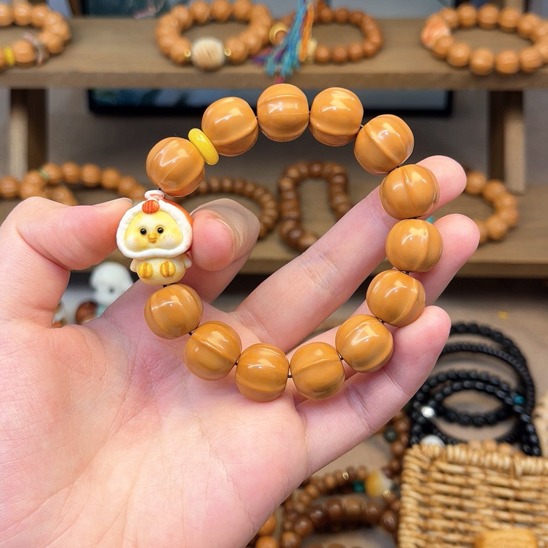 猴头核桃手串晓*搭配小鸡