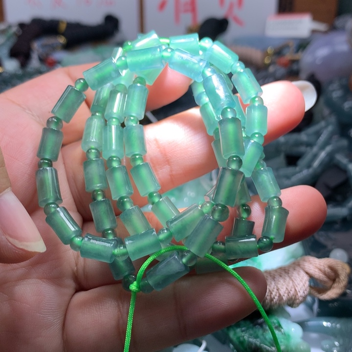翡翠颈饰未镶嵌保真天然A货翡翠