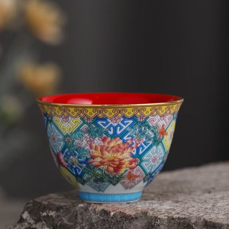 Y5227珐琅彩杏山反口杯