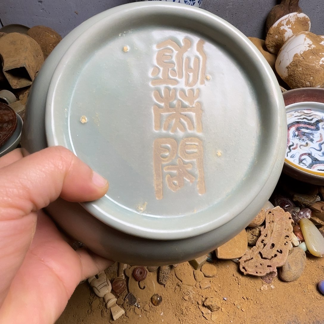 摆件哈哈这才刚看到这两人啊好帅