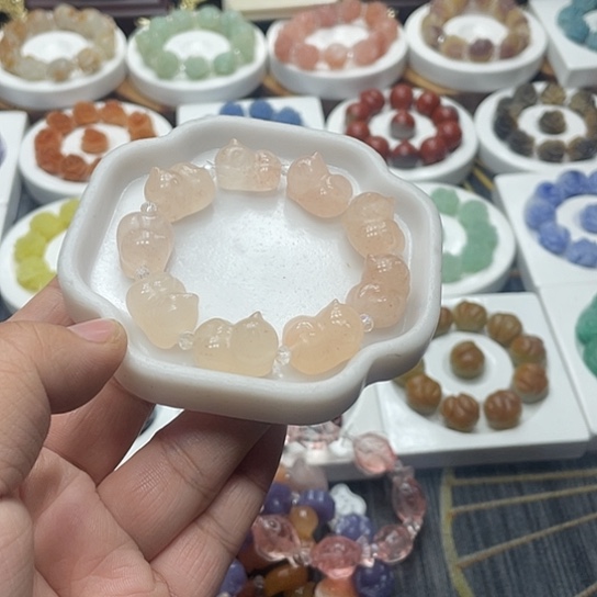 石英质玉（非洲翠）合金手串