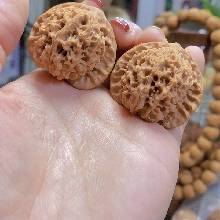【闪购商品】文玩核桃把件39蚂蚁沟
