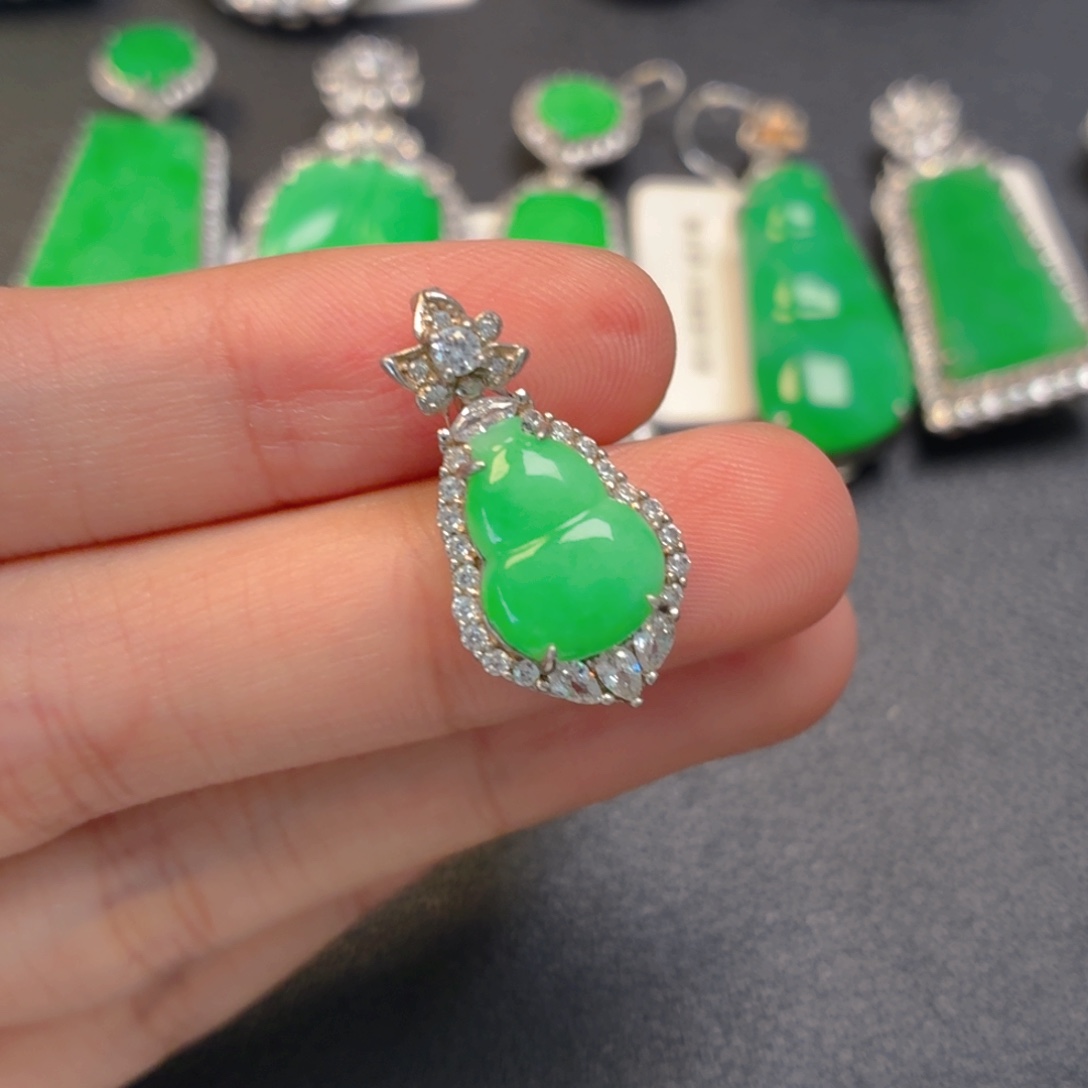 翡翠银S925镶嵌颈饰