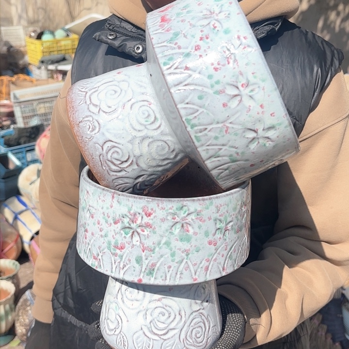 红陶刻绘火锅两个口径16高度17