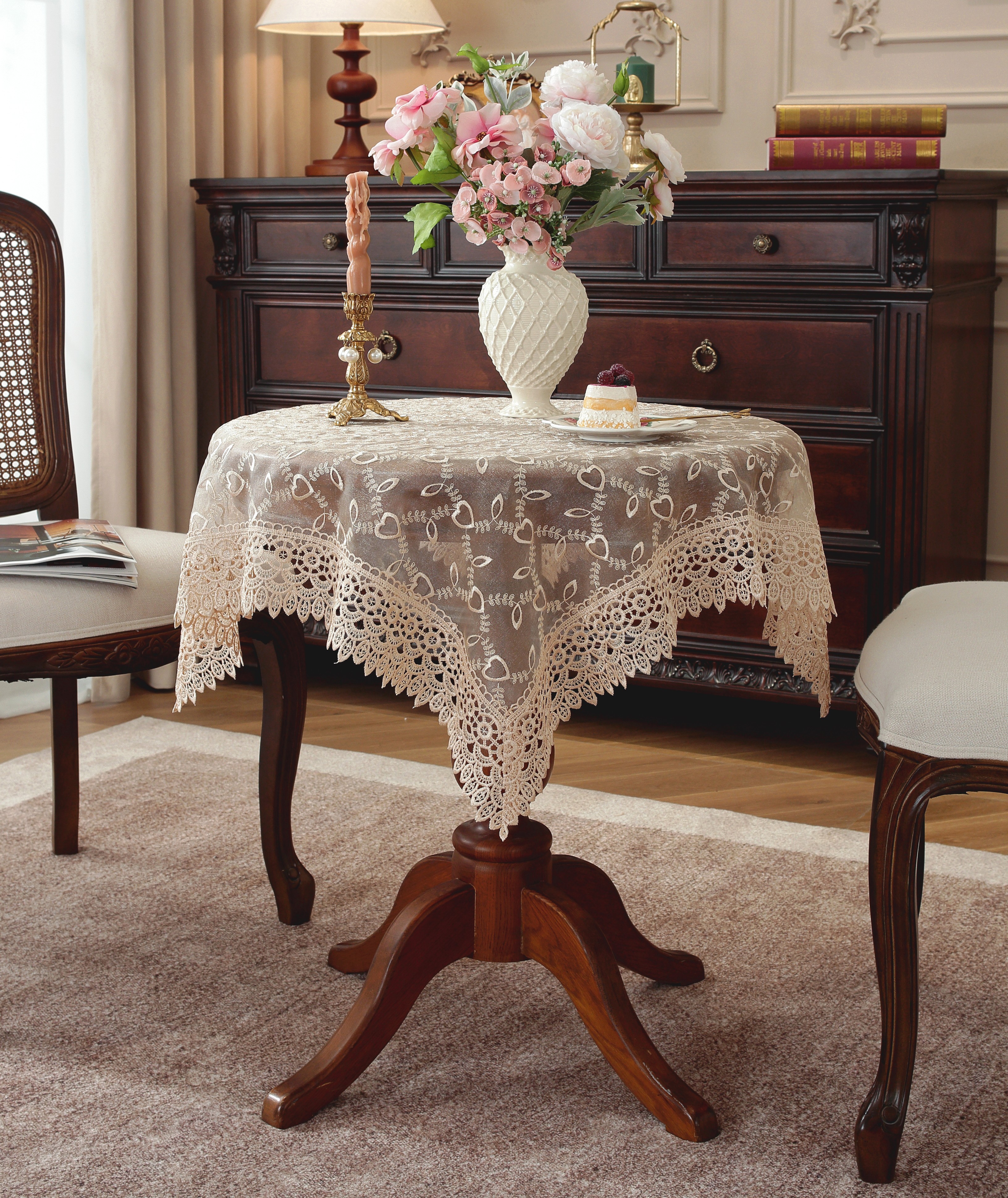 B49 雪纱香槟爱心 (60X60cm方）床头柜，沙发扶手，微波炉烤箱盖巾