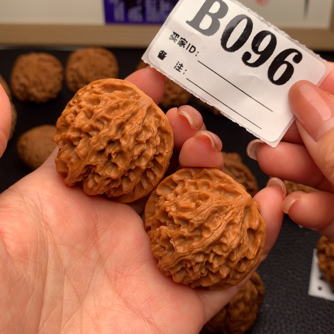 文玩核桃把件苹果园096链接39尺