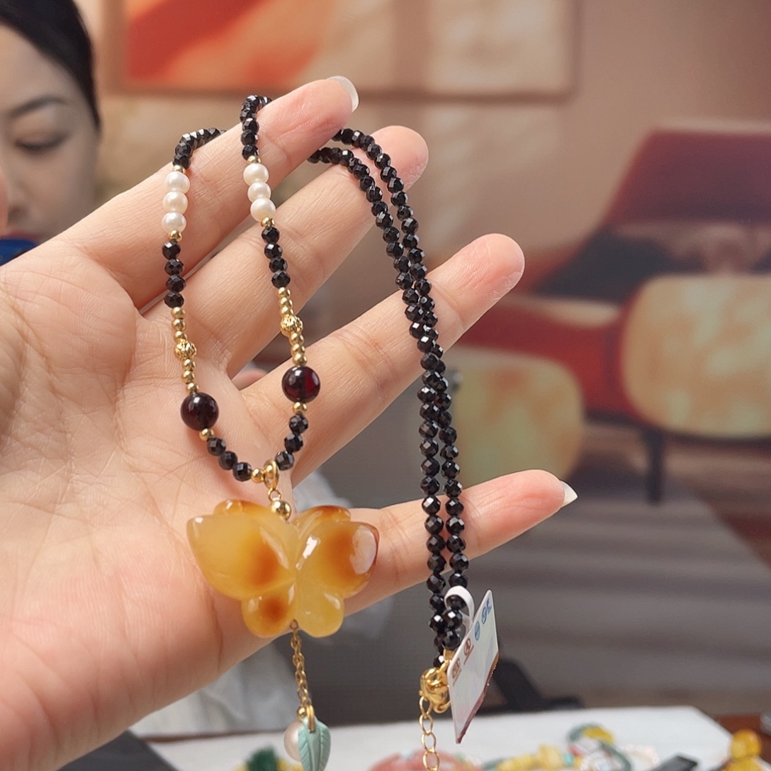 裸石琥珀未镶嵌蜜蜡吊坠