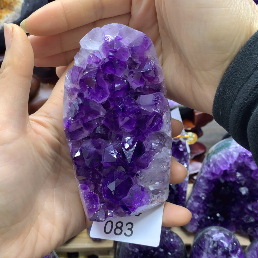 紫晶大型摆件（非配饰）未镶嵌