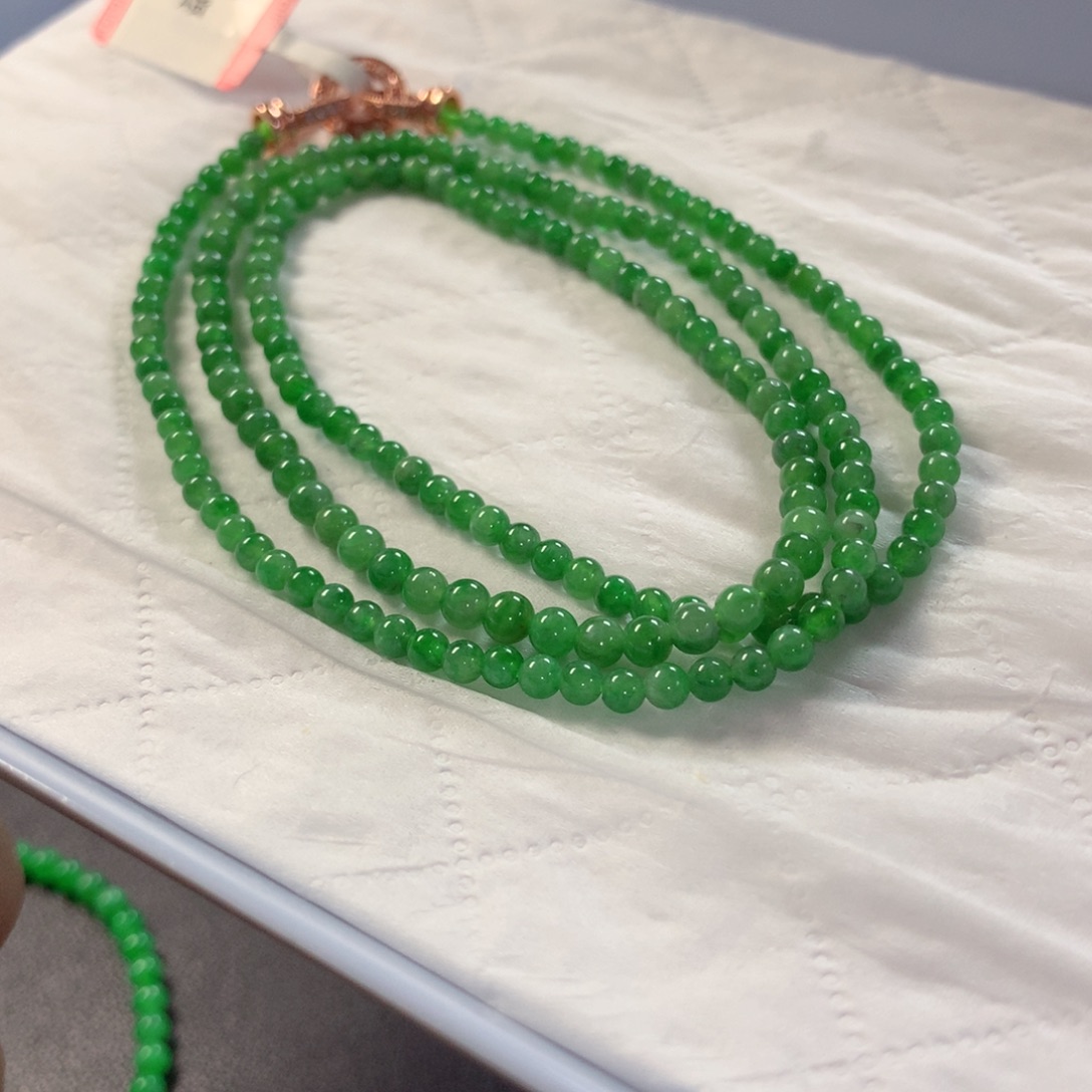 翡翠未镶嵌颈饰项链