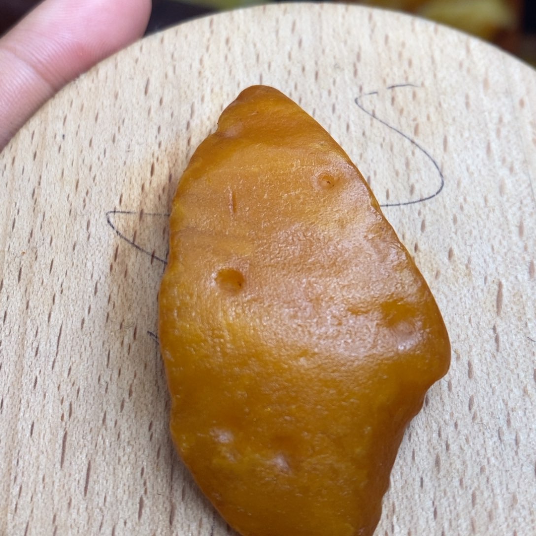 未镶嵌定制蜜蜡梨