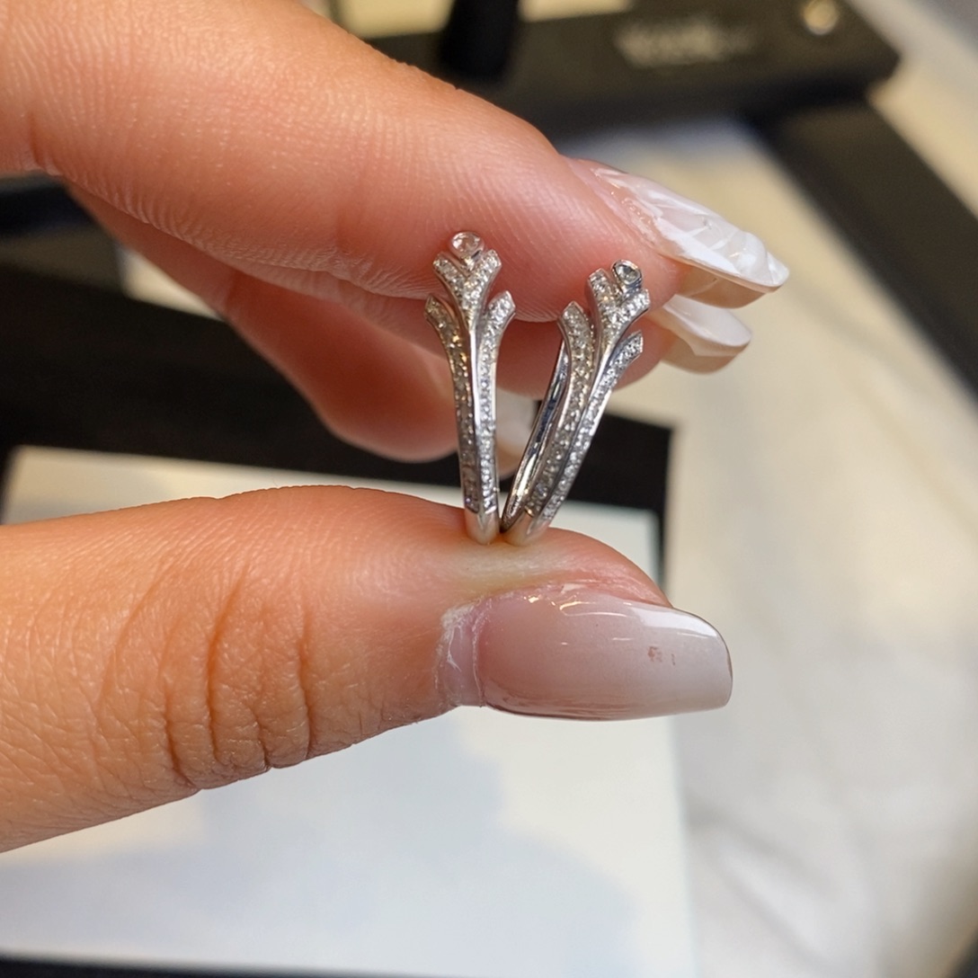 钻石耳饰18K金镶嵌设计款耳包（搭甜甜圈，轮胎圈）