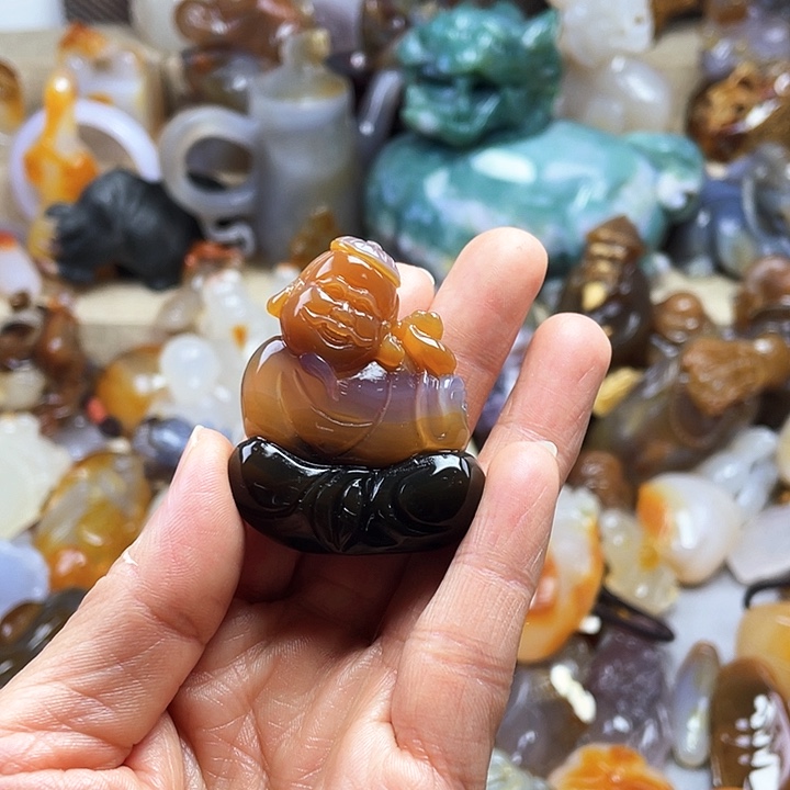 玛瑙/玉髓饰品未镶嵌自*