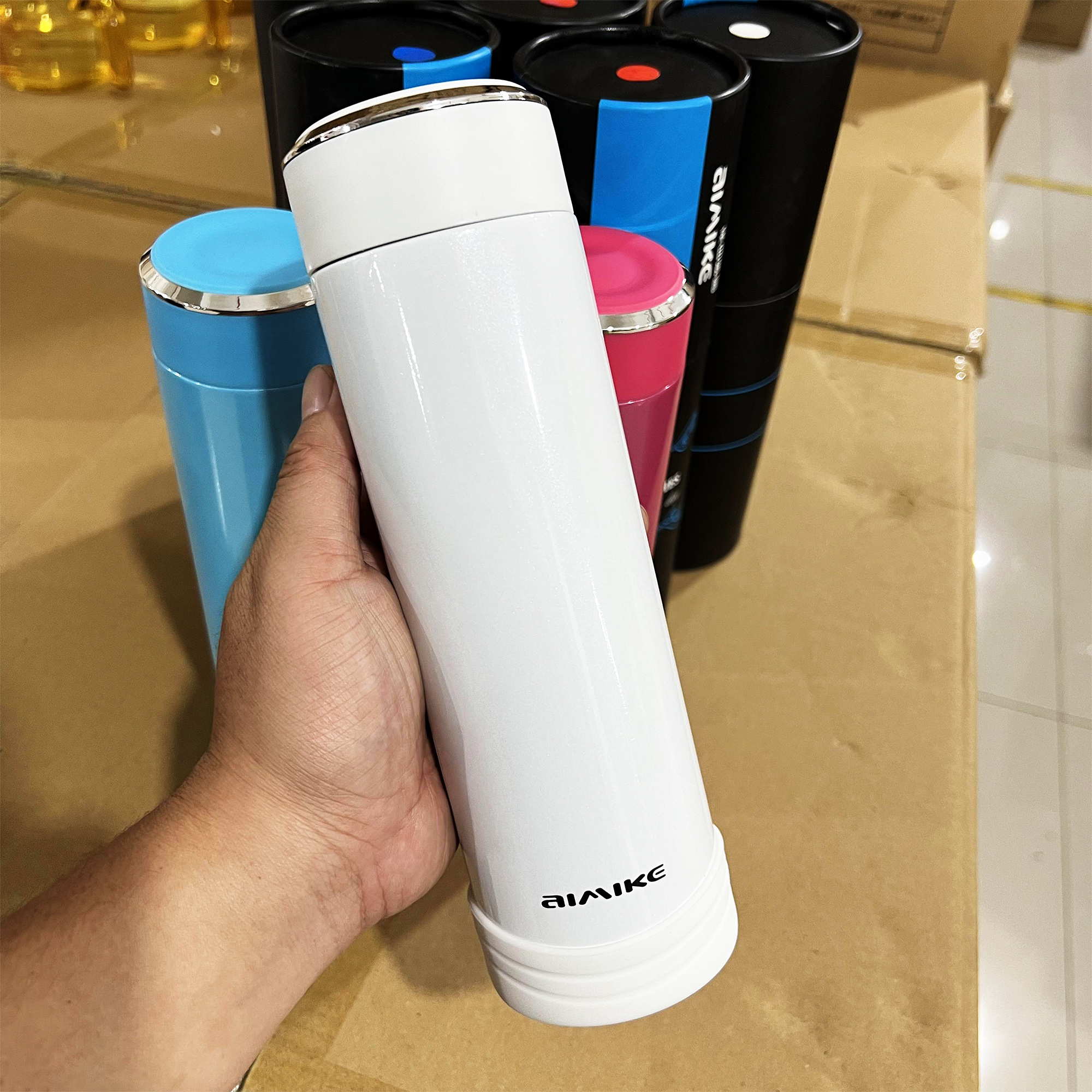 B997大容量500ML防滑垫便携保温杯304不锈钢水杯