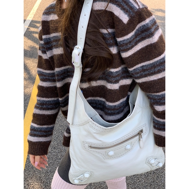 95新 Balenciaga/巴黎世家 巴黎世家白色机车稀有款单肩斜挎包