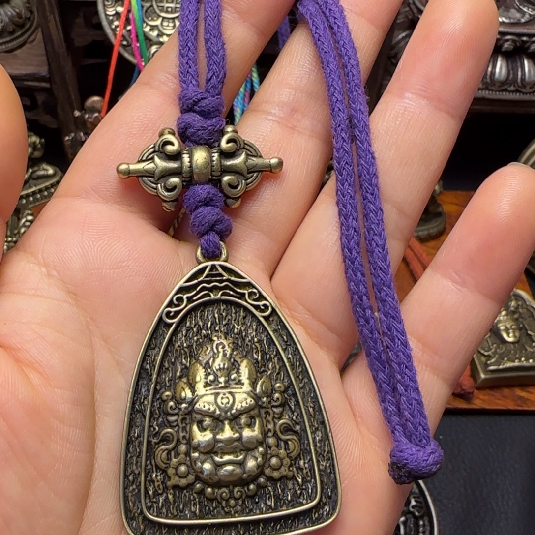 有***酒泥塑藏传牌子……藏传牌子