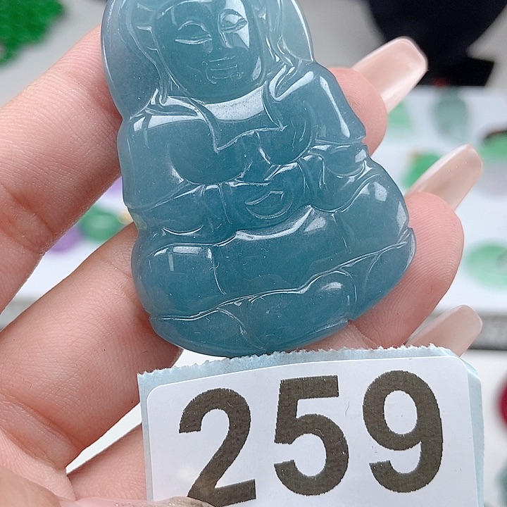 翡翠颈饰未镶嵌吊坠