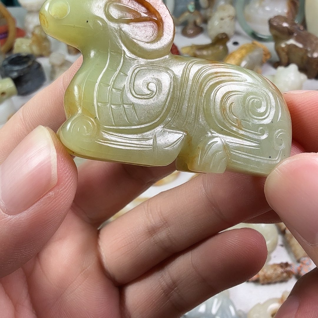 折***莲和田玉（糖玉）未镶嵌颈饰