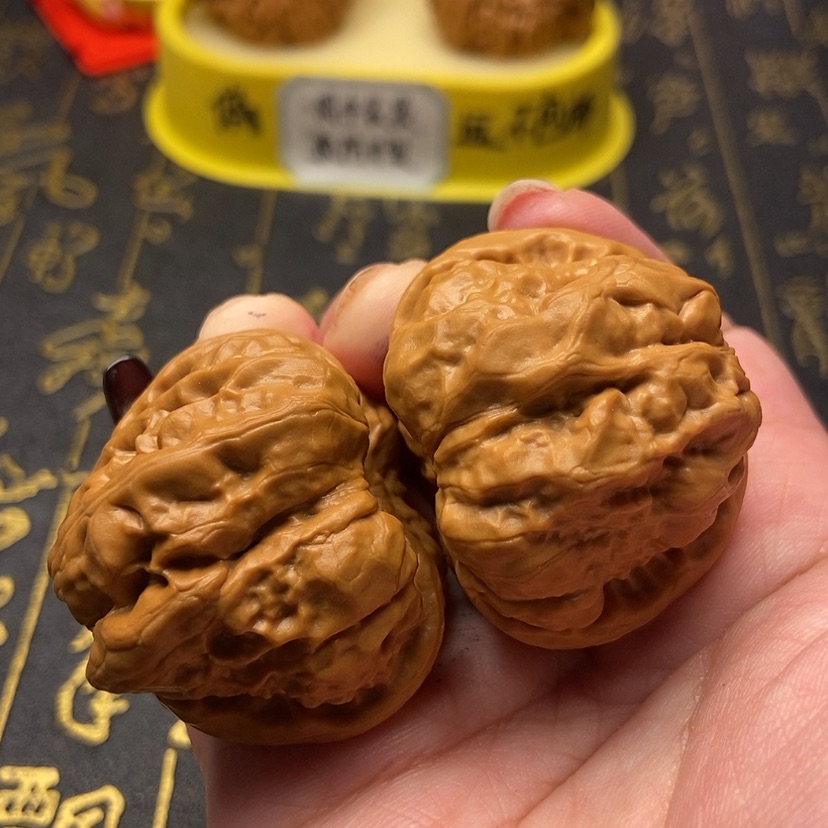 【闪购商品】文玩核桃把件每**好蛤蟆