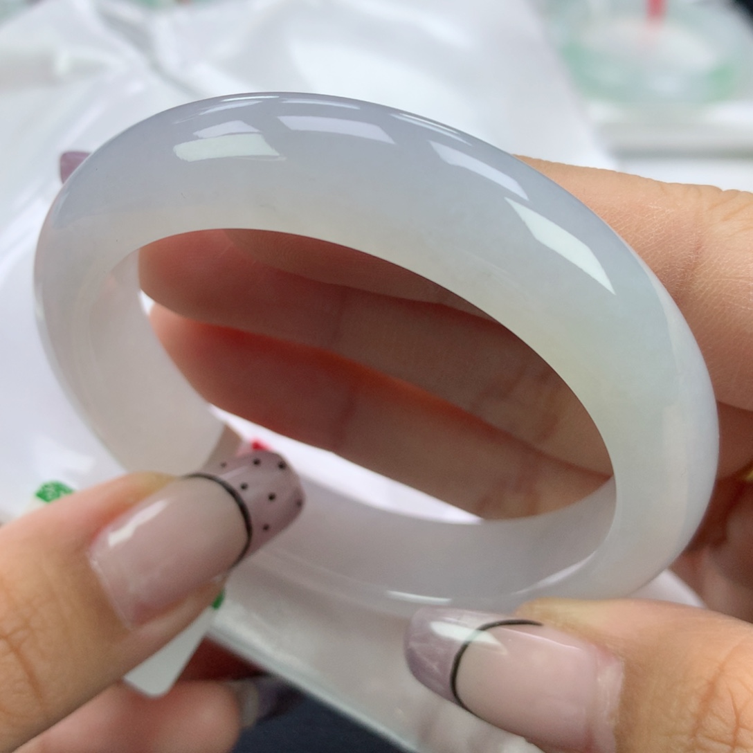 翡翠手镯未镶嵌53正